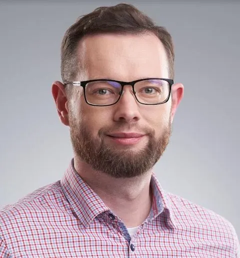 Tomasz  Szmidt
