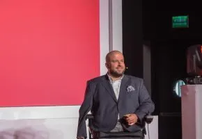 Infoshare: Tomasz Manikowski - Make Human Great Again. About emotions in marketing